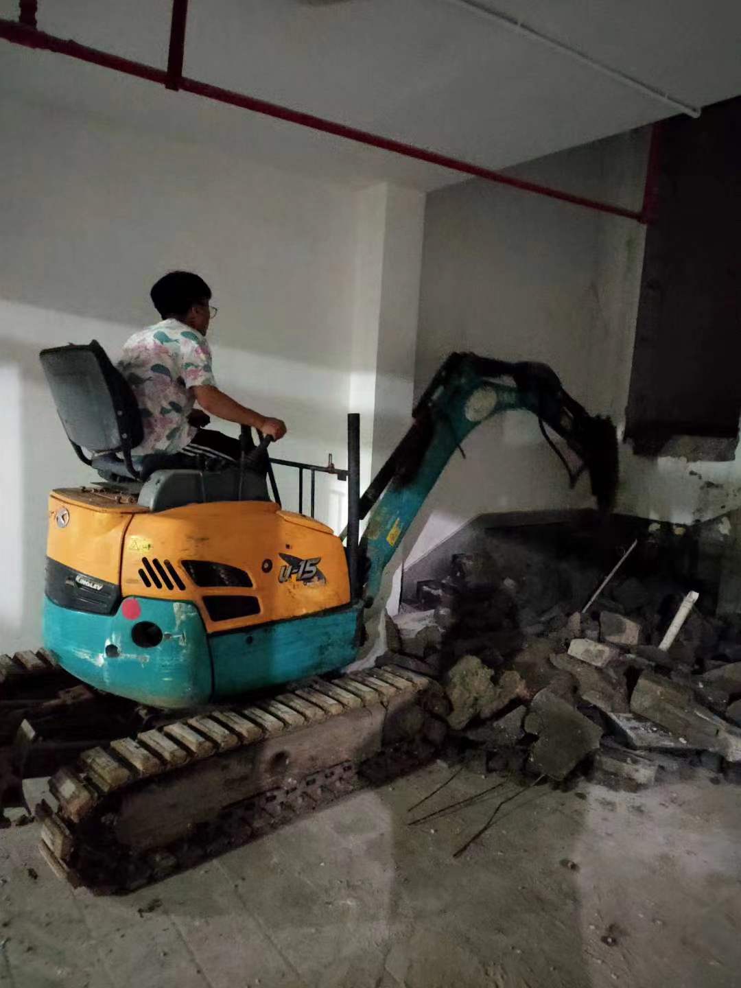 微型小挖機(jī)駕駛員流失率比較高的因素有哪些？(圖1)